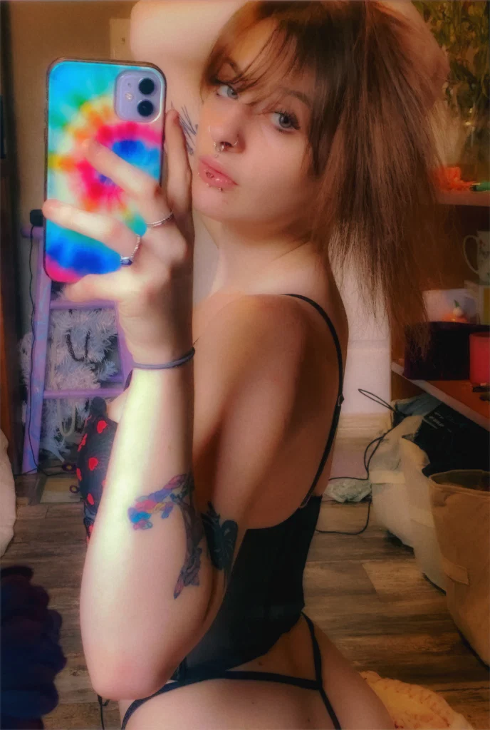 astrid ༄ؘ's avatar