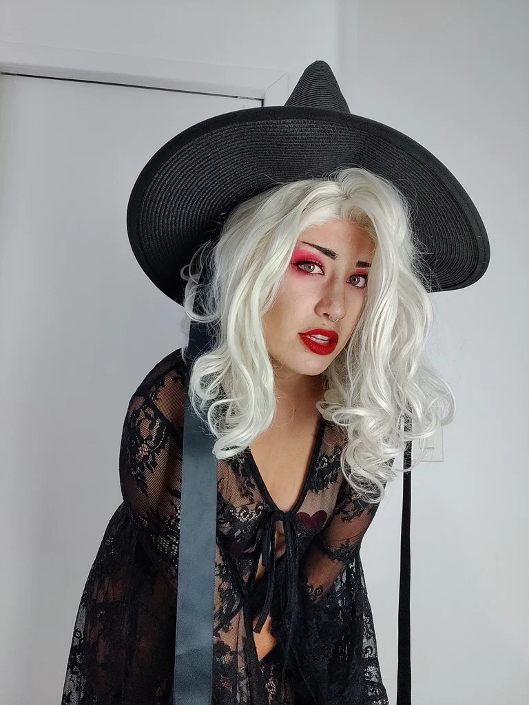 Angie Rose's avatar