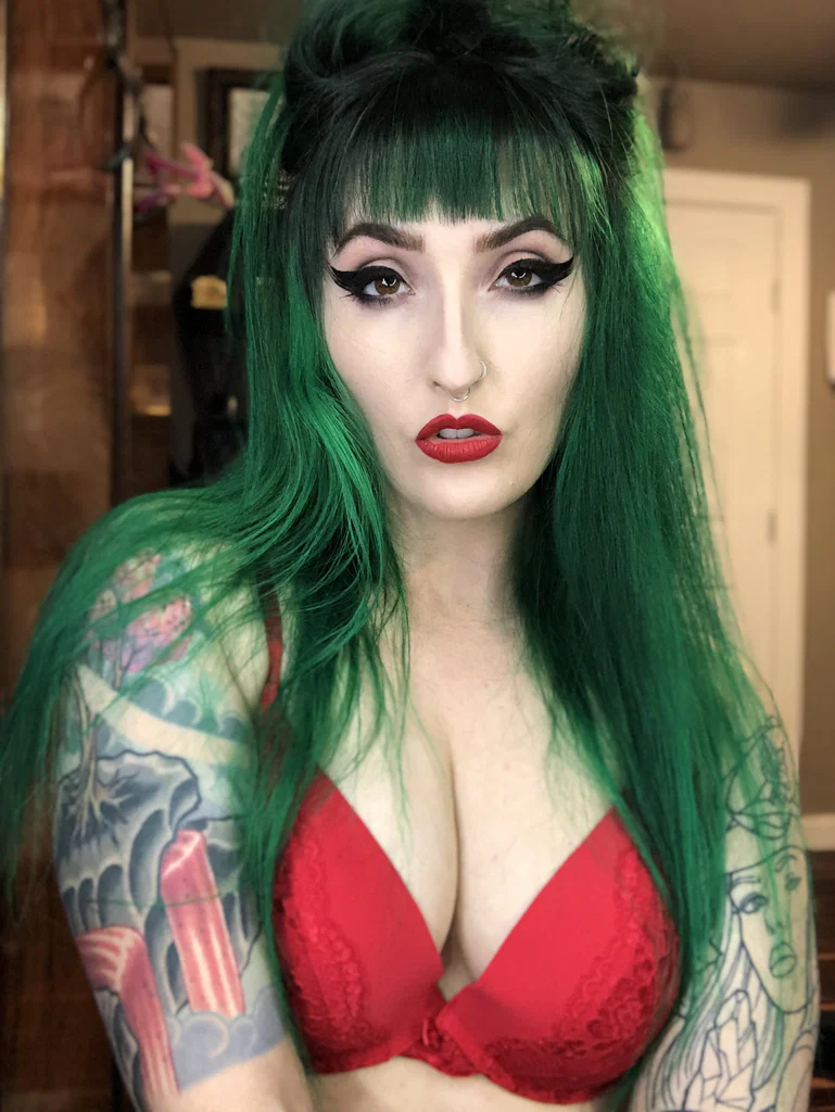 Danielle Blizzard's avatar