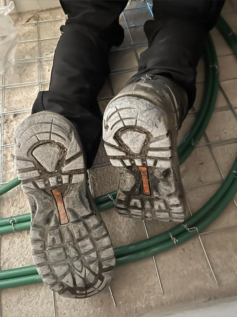 Boots for boys's avatar