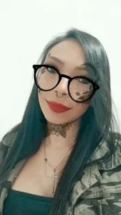 Thais Costa profile banner