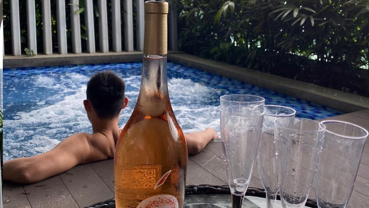 TWasianboyhole profile banner