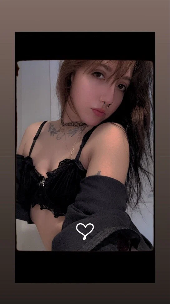 𝚖𝚘𝚘𝚗 𝚋𝚊𝚋𝚢 ♡ ☾'s avatar