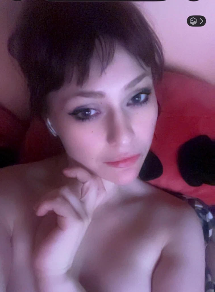 Vella's avatar