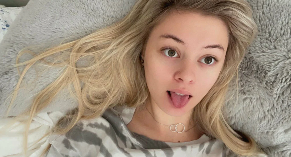 Amber Moore's avatar
