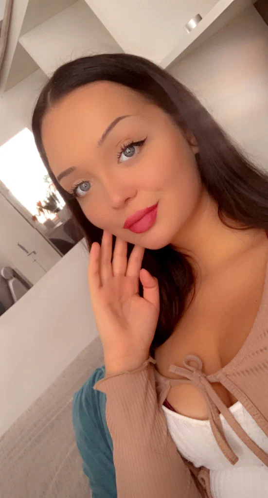 Aurora Kalisi's avatar