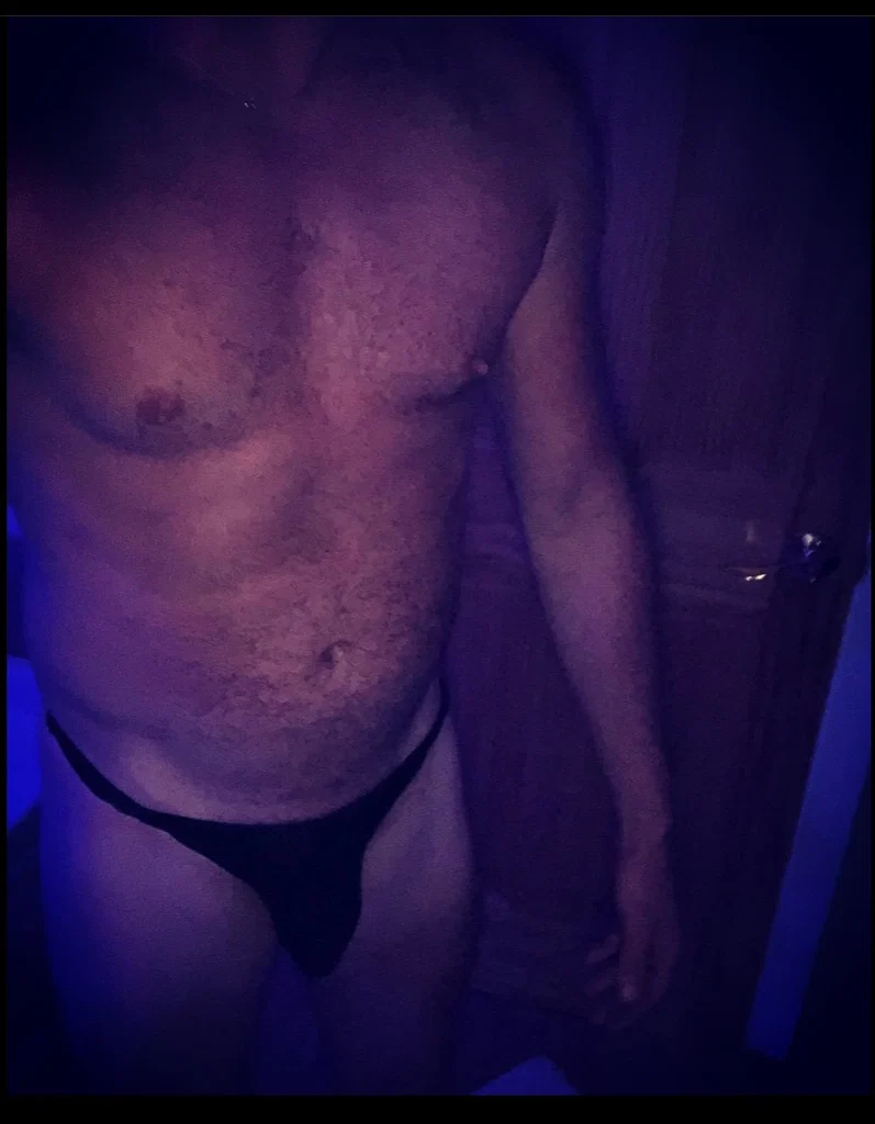 Uninhibited Vers Daddy's avatar