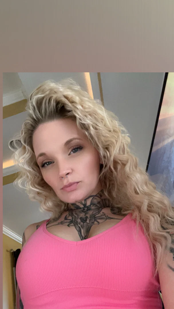 Tiffany Helton profile banner