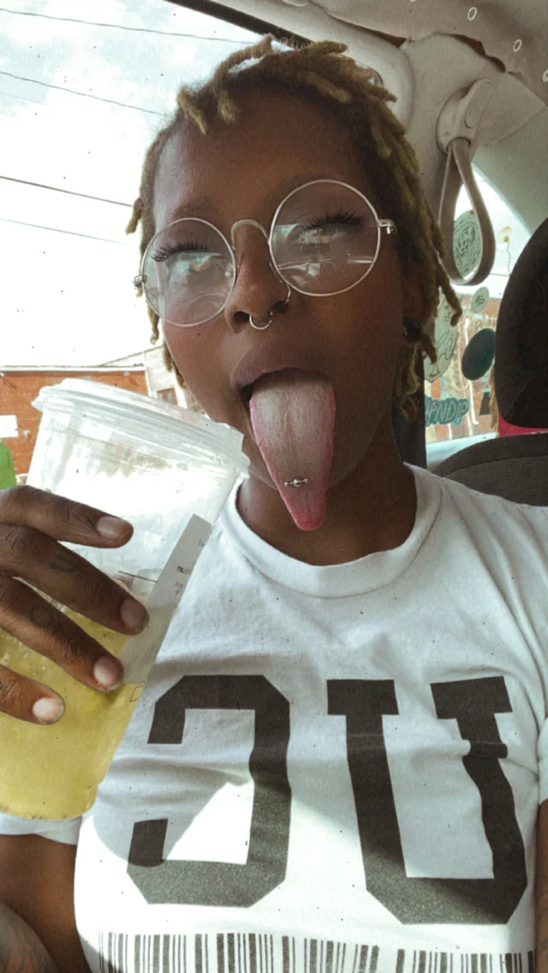 IRL Mileena profile banner