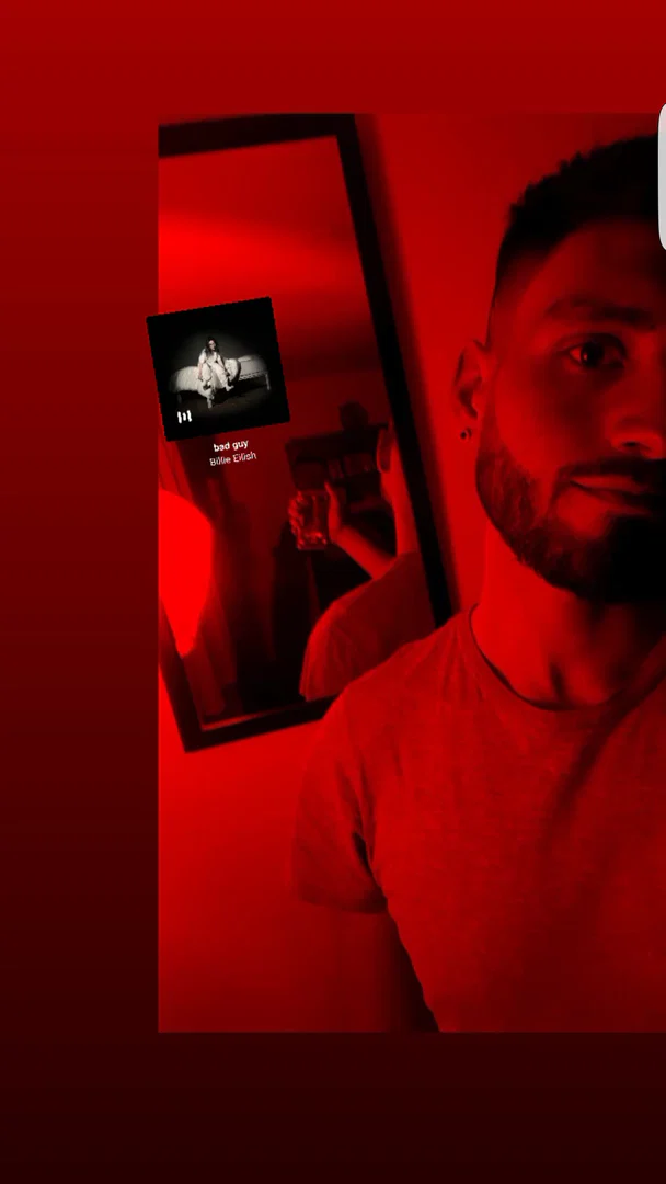 U profile banner