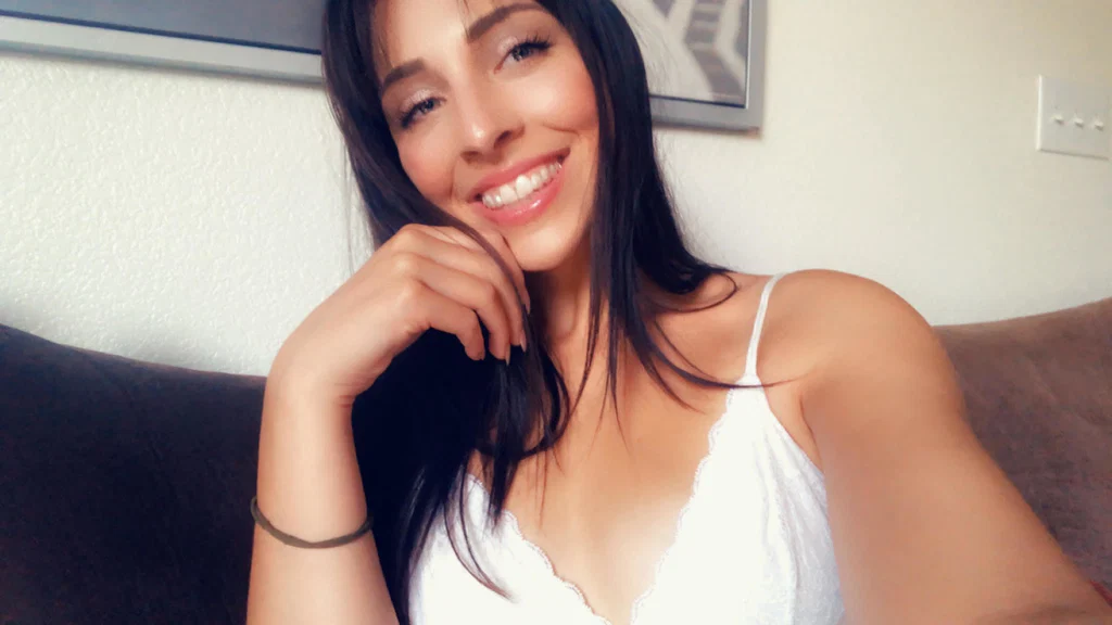 Tori Love's avatar