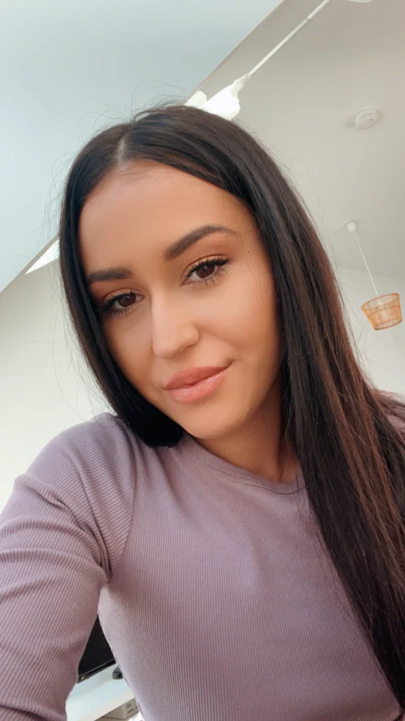Tatiana HOT's avatar