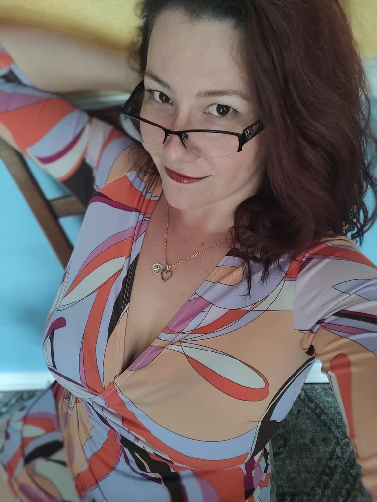 Veronica Ross's avatar