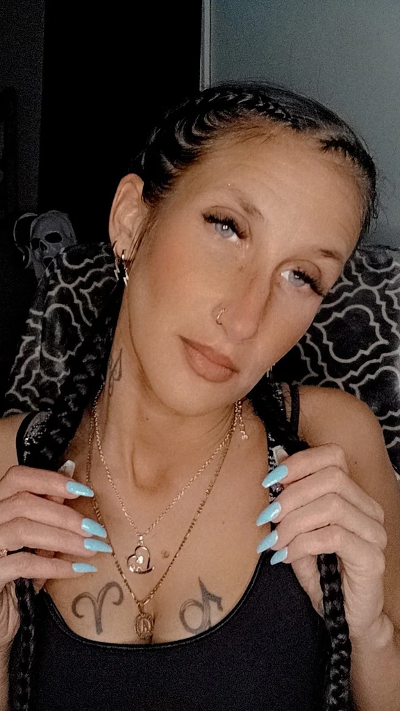 Whtlighting21's avatar