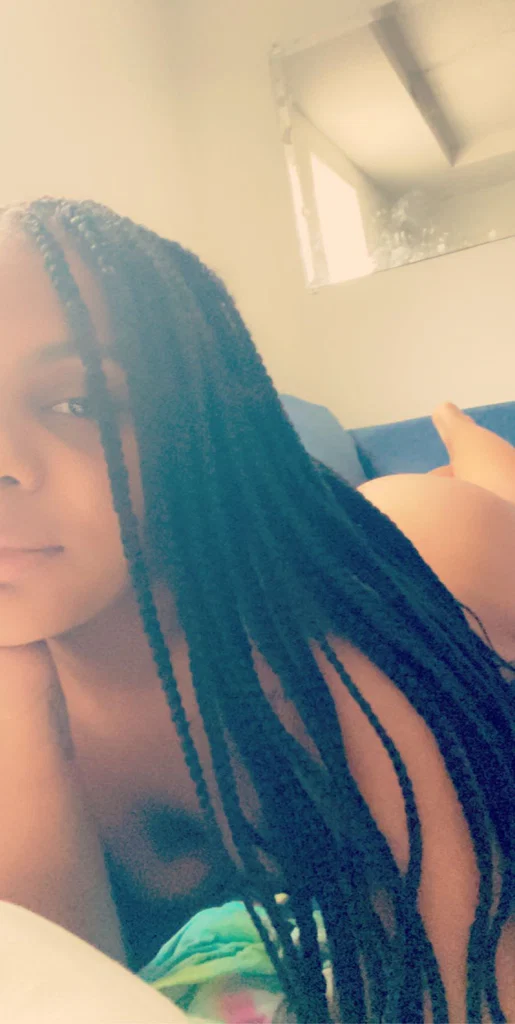 Catalina's avatar
