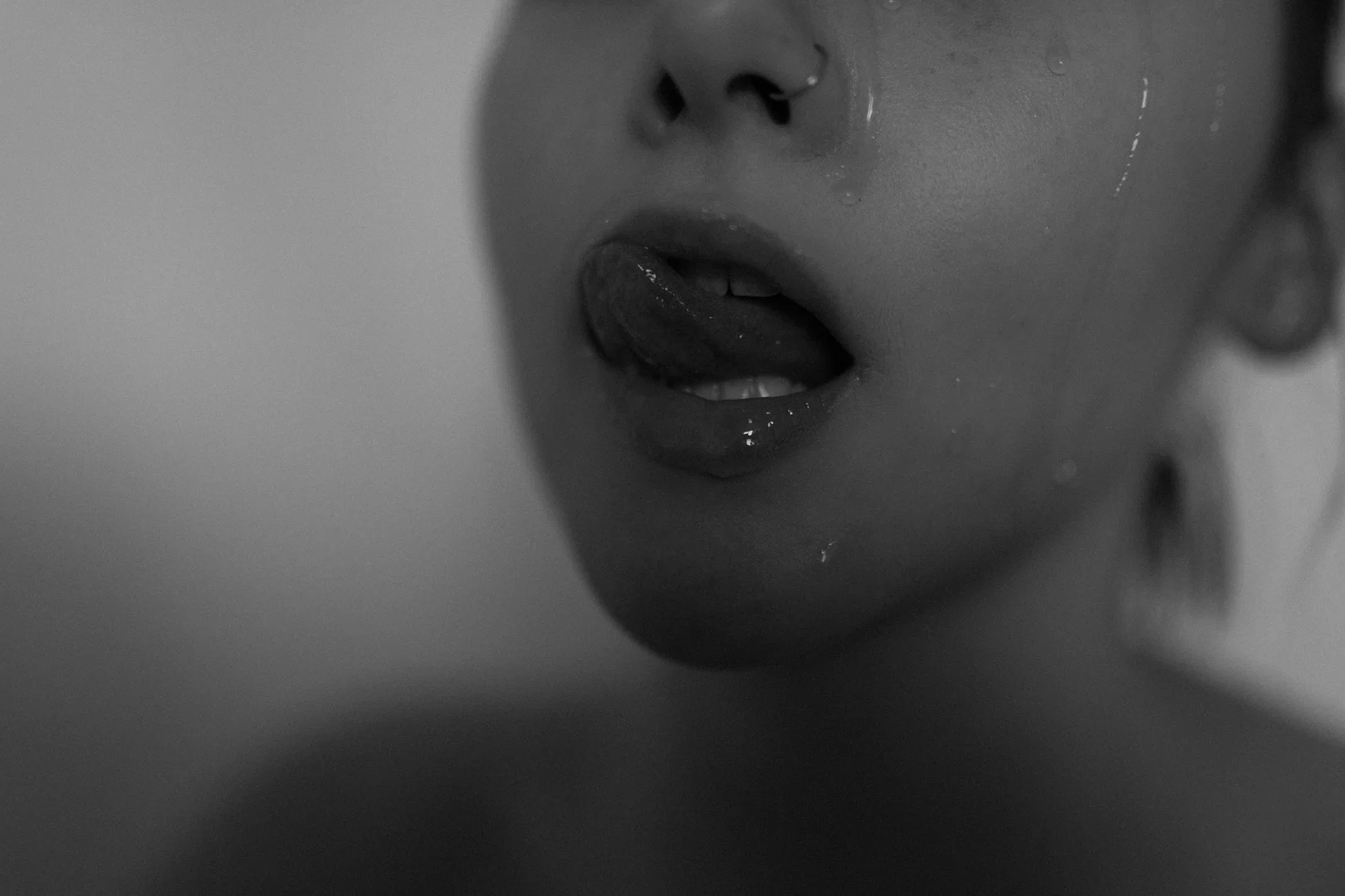 amber profile banner