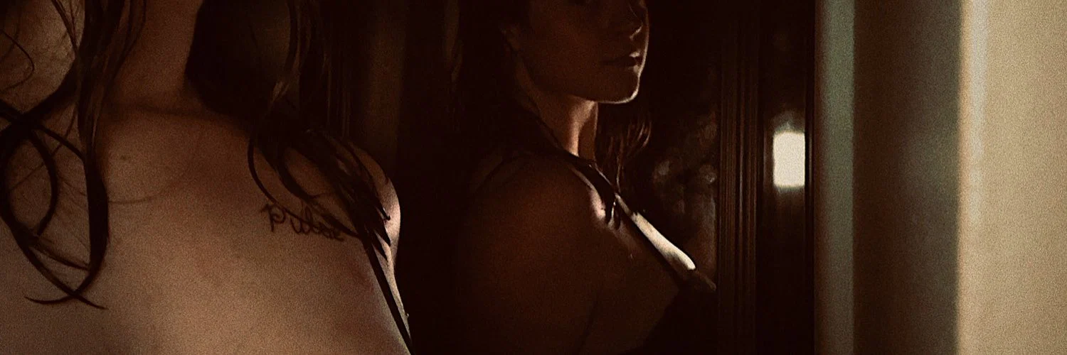 willow profile banner