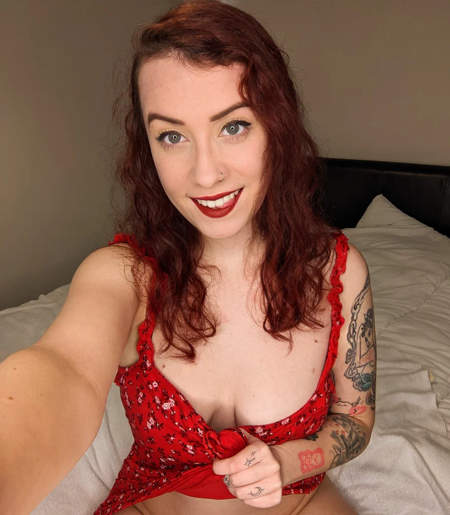 Viola • Naughty redhead's avatar