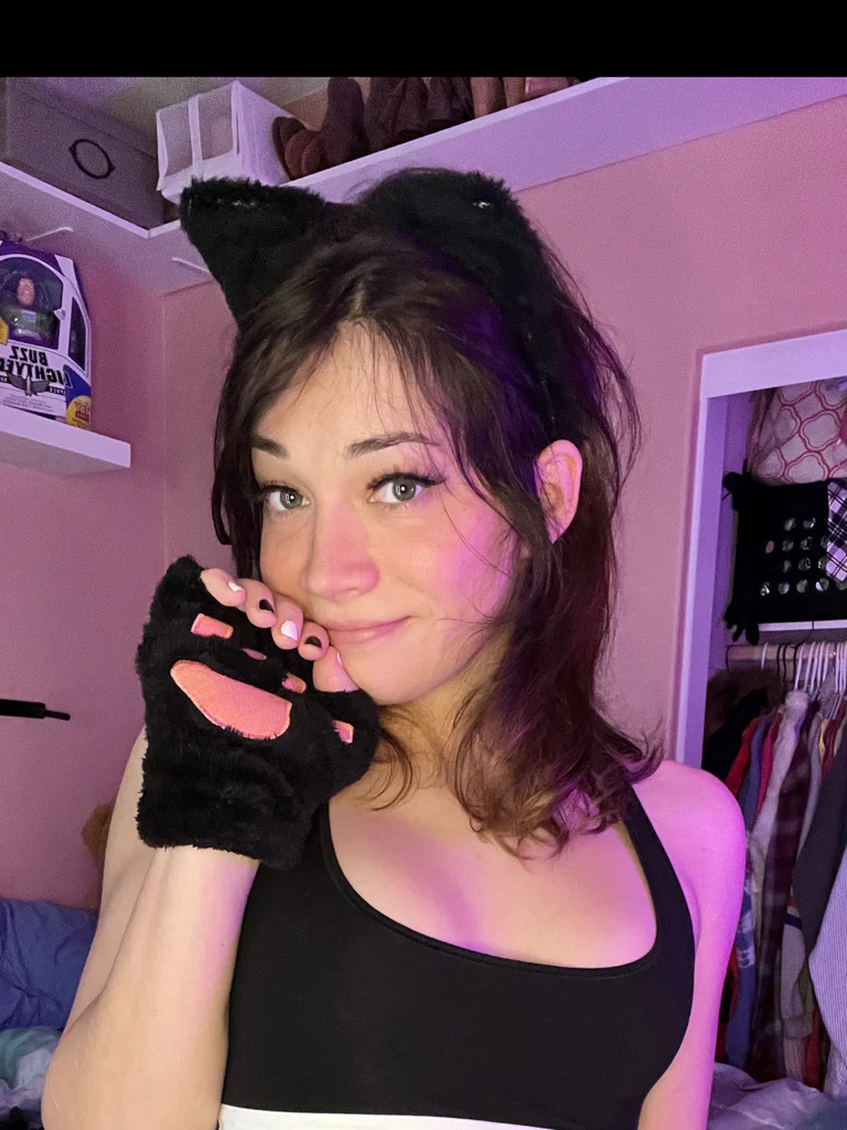 AddieLove's avatar