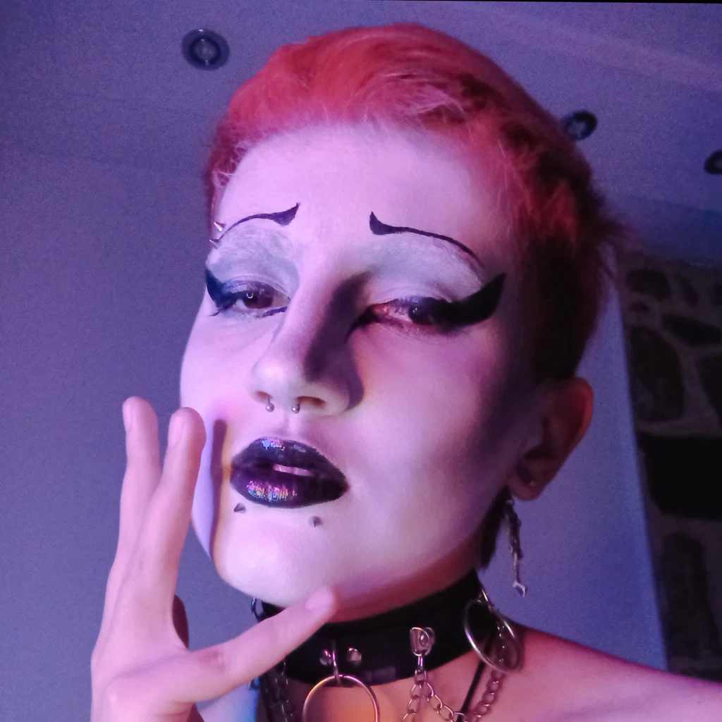 Avalon Creations's avatar