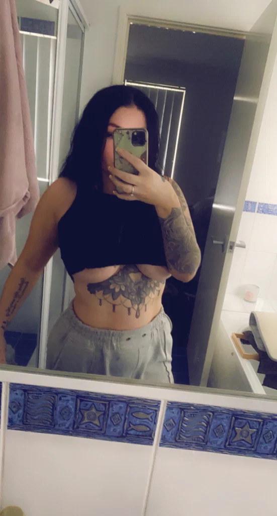 BrookeJoanne's avatar