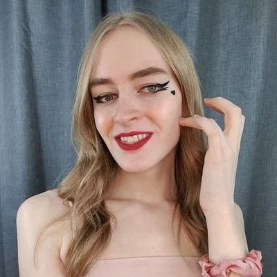 Hailey Lux's avatar