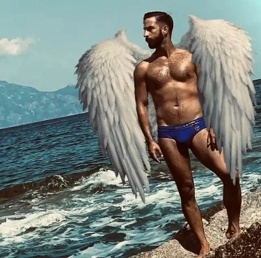 GreekGodAbroad's avatar
