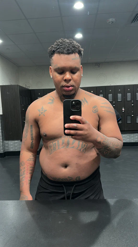 D Smoov 🤩's avatar