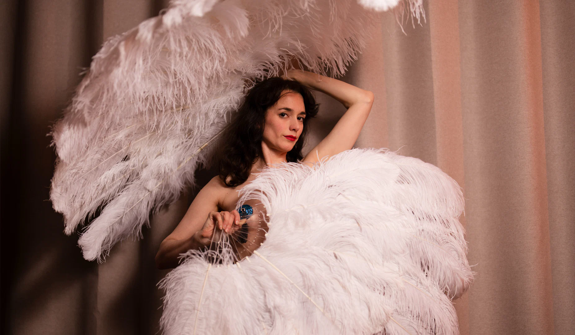 Kendal Brenneman / vintage vibes profile banner