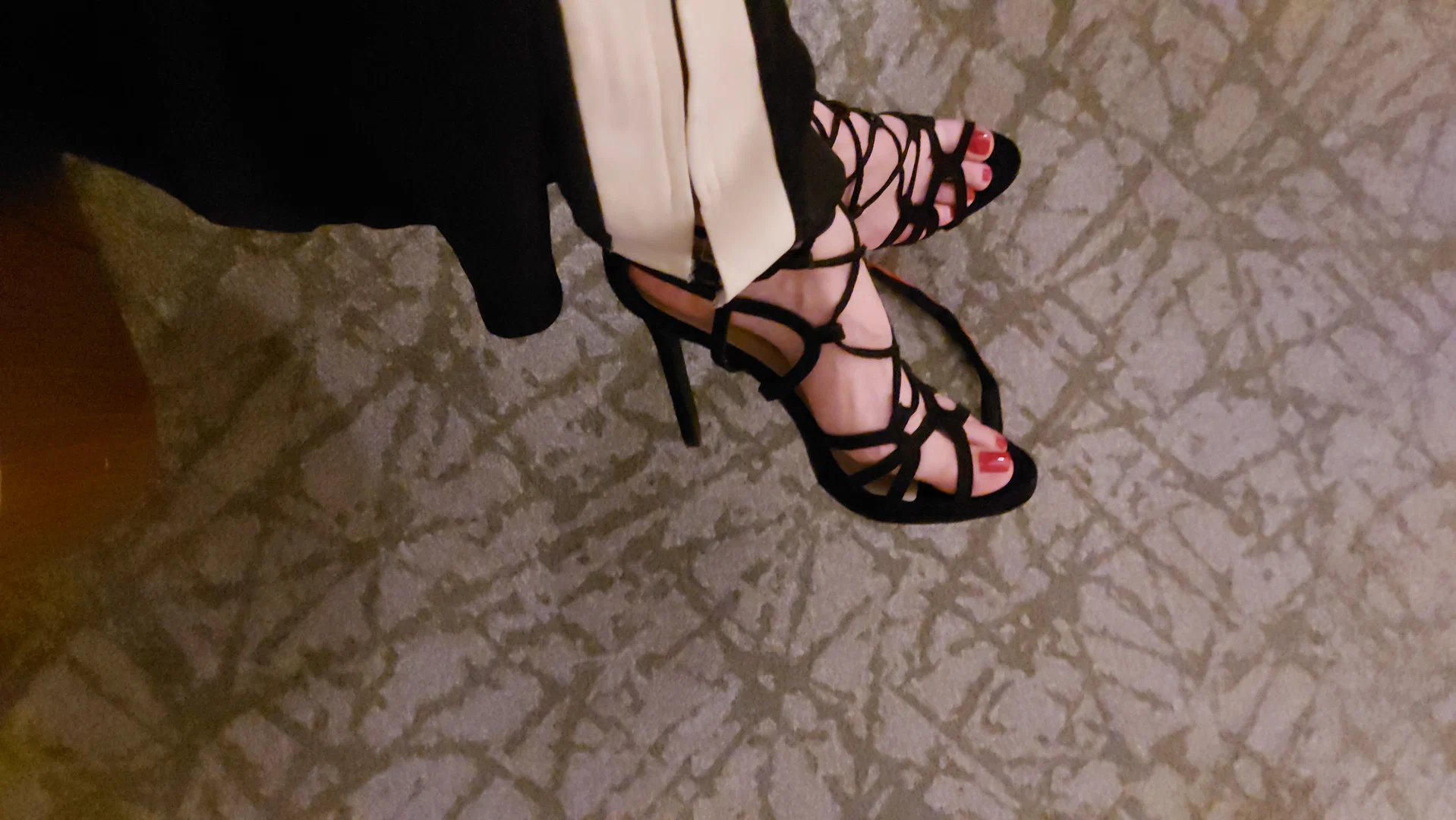 Feet model ملكة السيطرة والخضوع صوفي profile banner