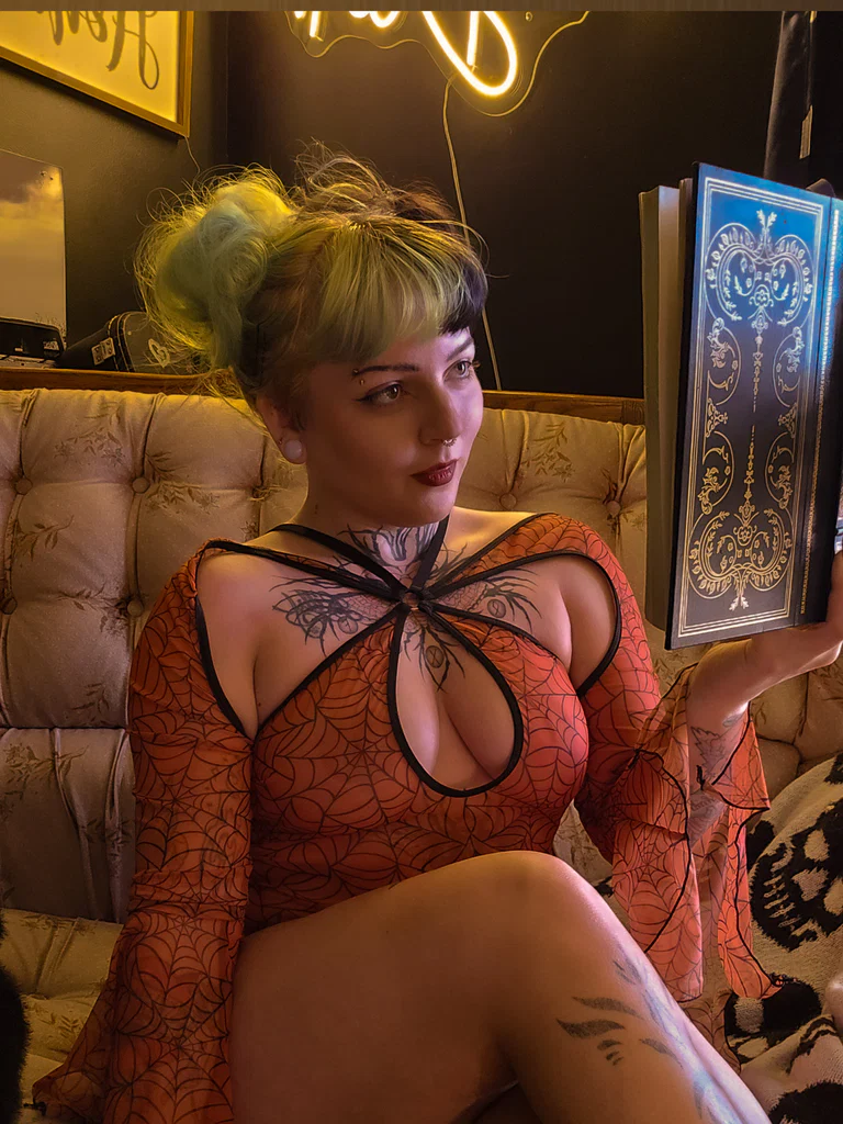 Lila's avatar