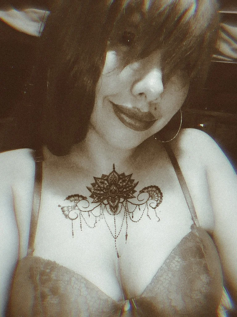 Ladii DiiZz's avatar