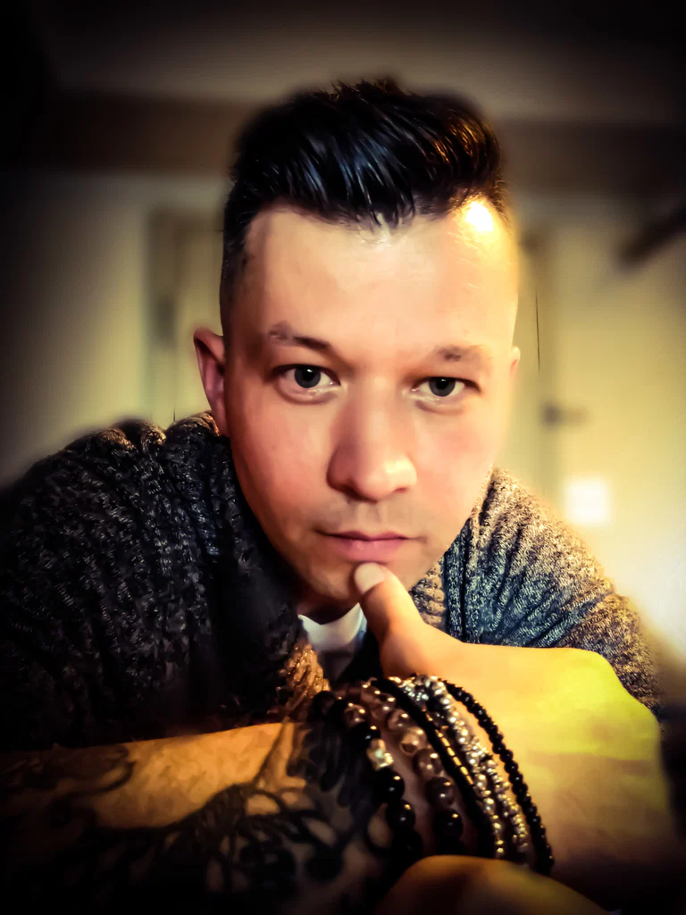 Photo &amp; video ideas✌️😎📸's avatar