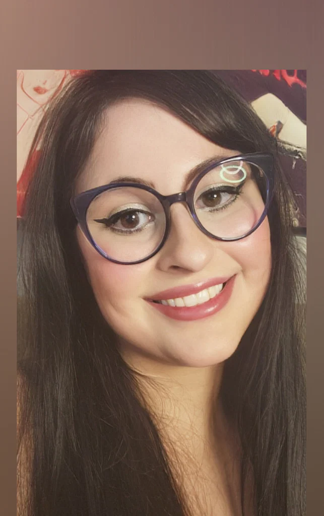 Curvy Geek's avatar