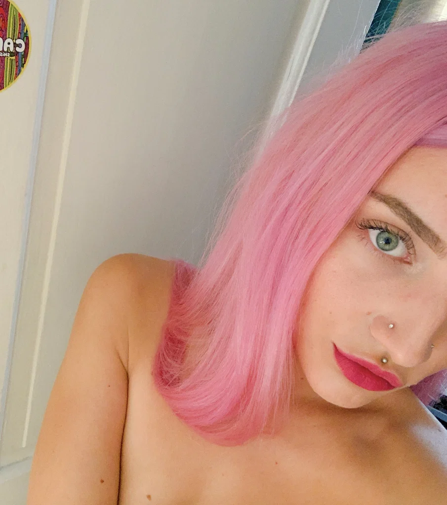 Pink Cat 🌶's avatar