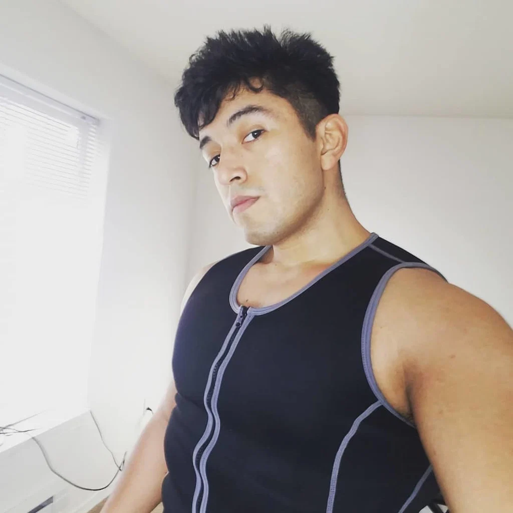 Adrian martinez's avatar
