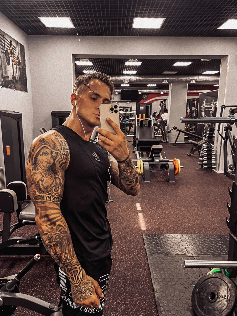 Andrey's avatar