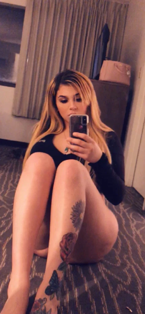 LizzmarieTs's avatar