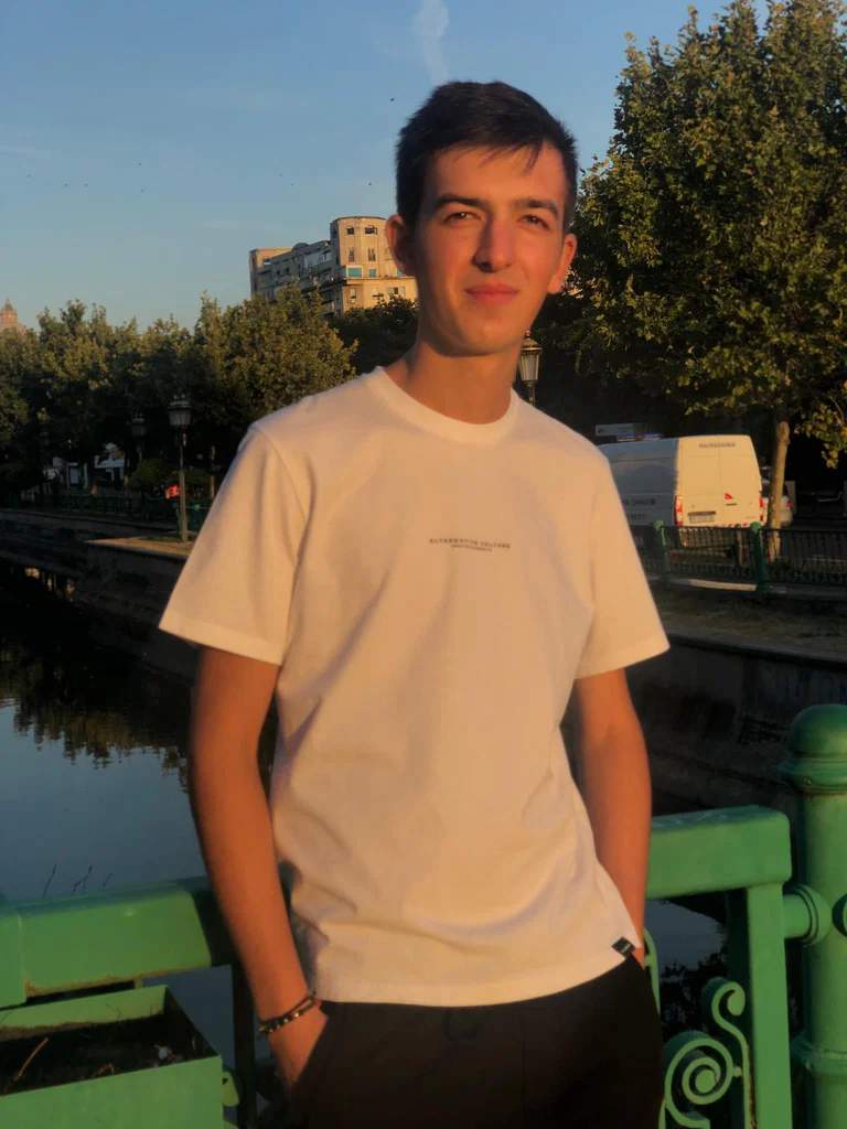 Valentin's avatar