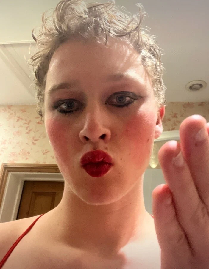 Yasmin Fox's avatar