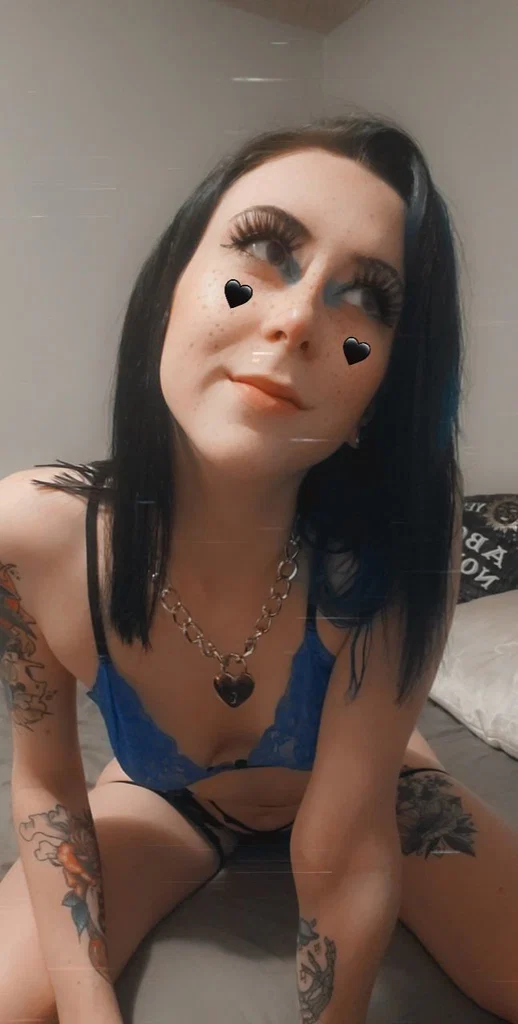 Moon's avatar