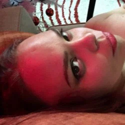 Sophia Sylvan's avatar