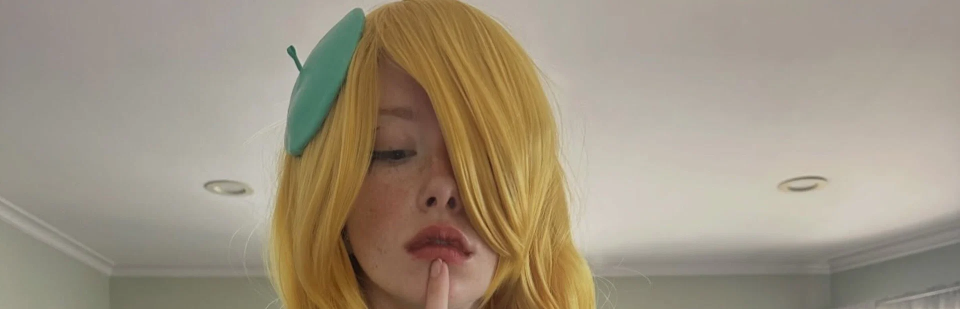 Chloe Woodard profile banner
