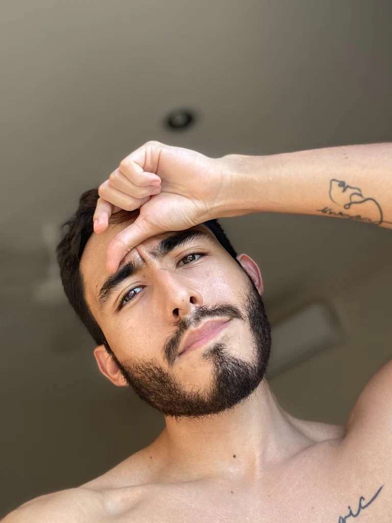 guywithglasses's avatar