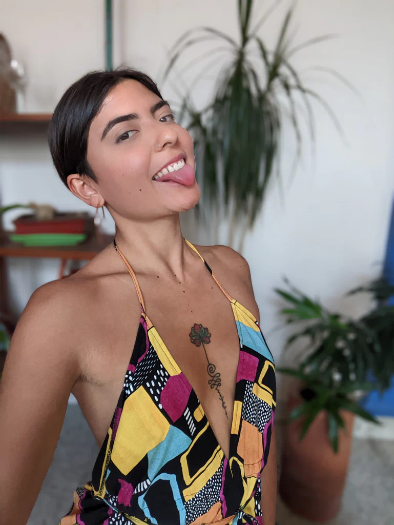 Tati's avatar