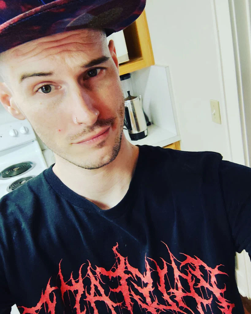 Travis dean's avatar