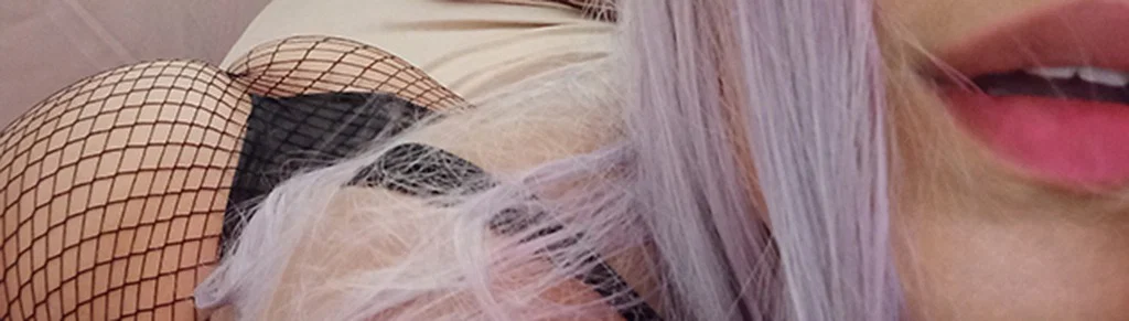 Emma Rogue profile banner