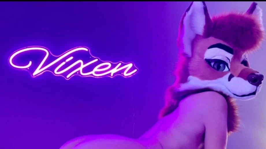 Angel 🖤 profile banner