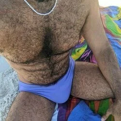 Hung Peludo's avatar