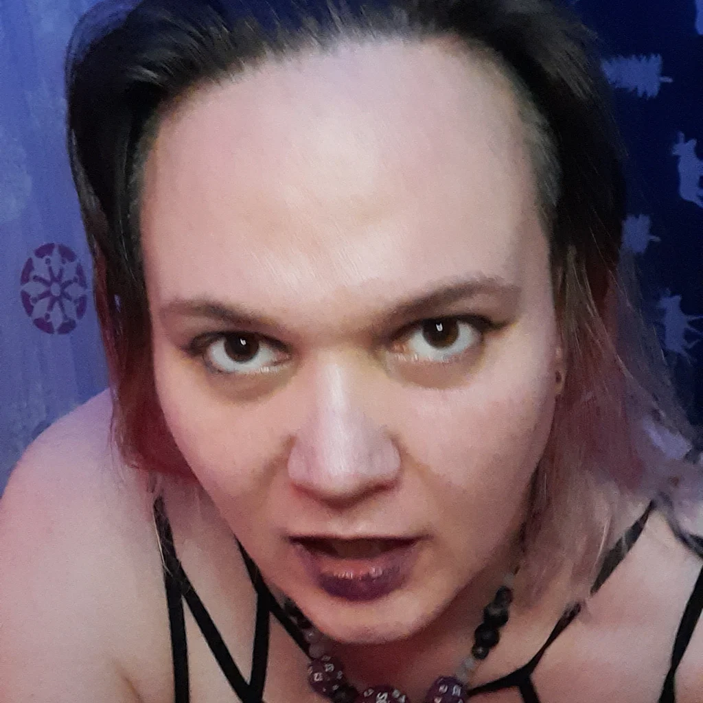 Rosie Galaxy's avatar